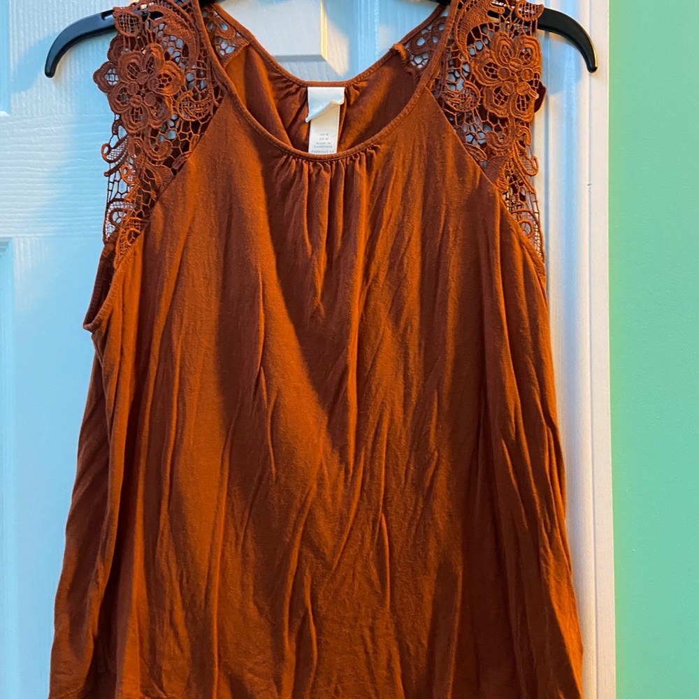 H&M lace sleeved blouse